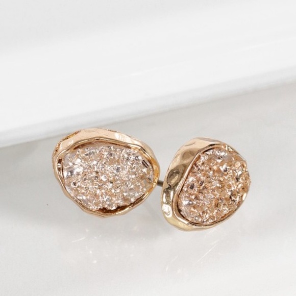 ❤️2x Host Pick❤️Druzy Earrings - Picture 3 of 5